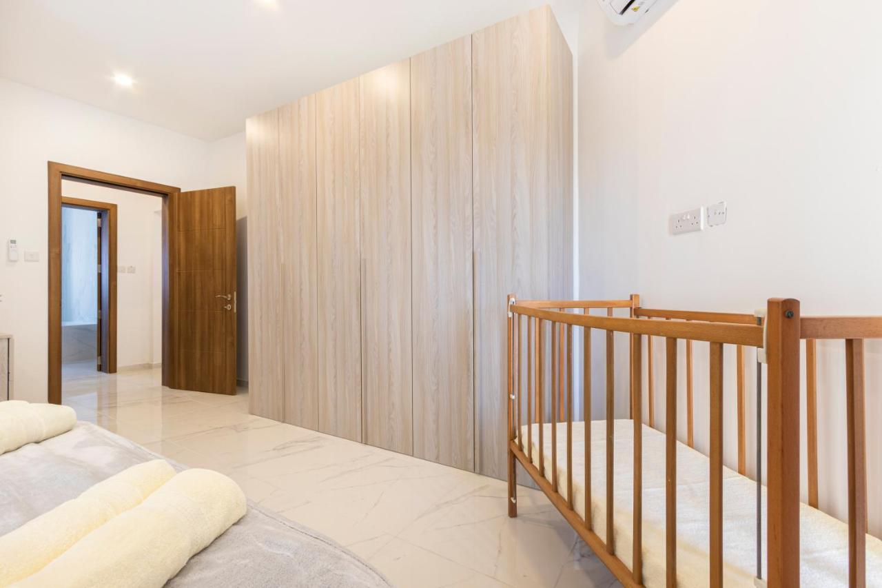 H2 -Modern And Spacious 3 Bedroom Apartment San Gwann Luaran gambar